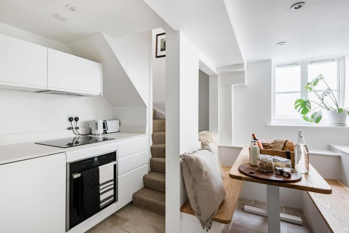 Central Georgian Townhouse With Free Parking Bath Eksteriør billede