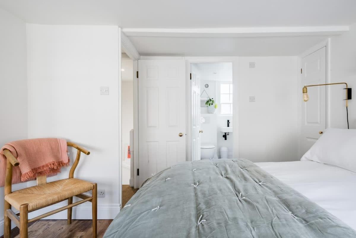 Central Georgian Townhouse With Free Parking Bath Eksteriør billede